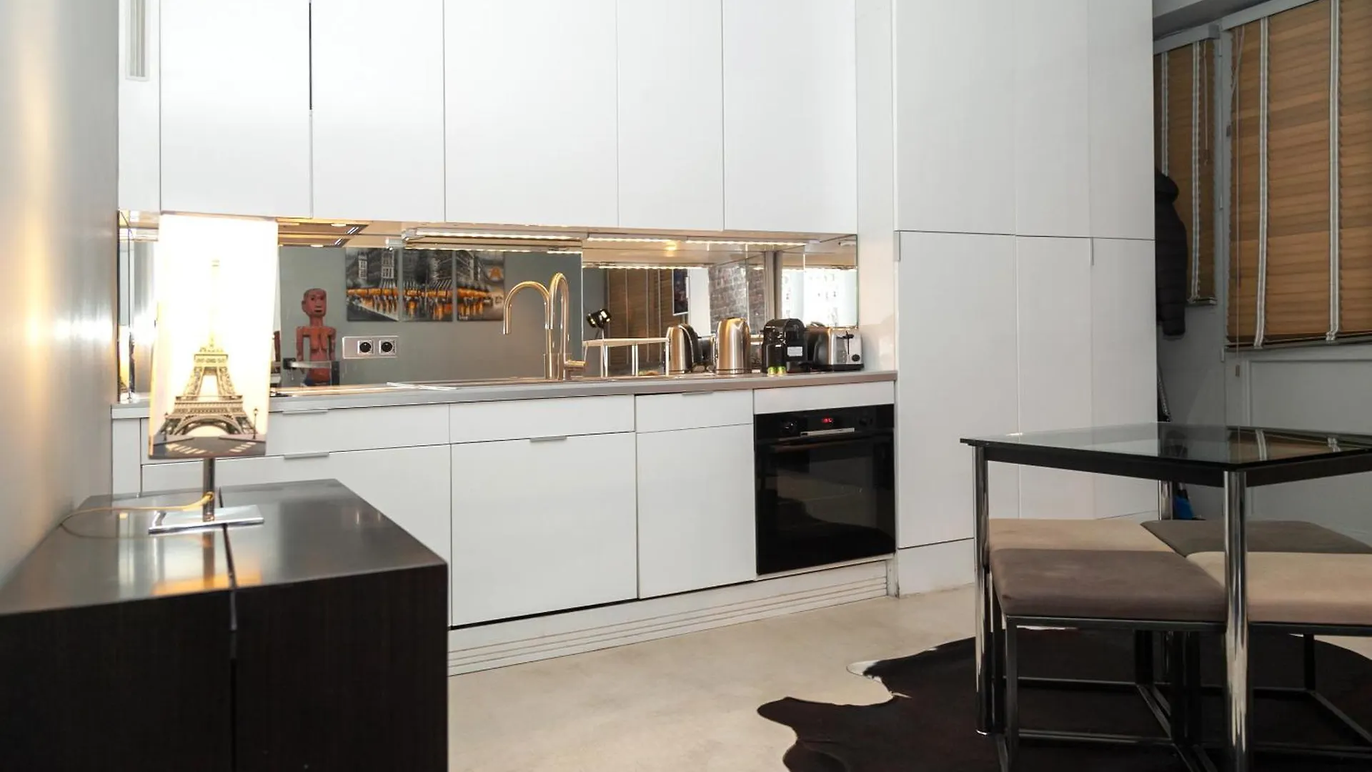 Loft Atypique Avec Terrasse, Calme Et Cosy Apartment Paris France