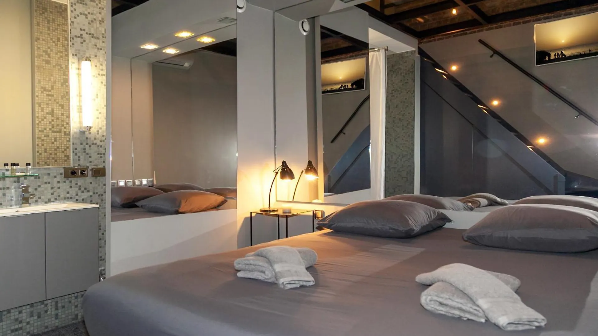 Loft Atypique Avec Terrasse, Calme Et Cosy Apartment Paris
