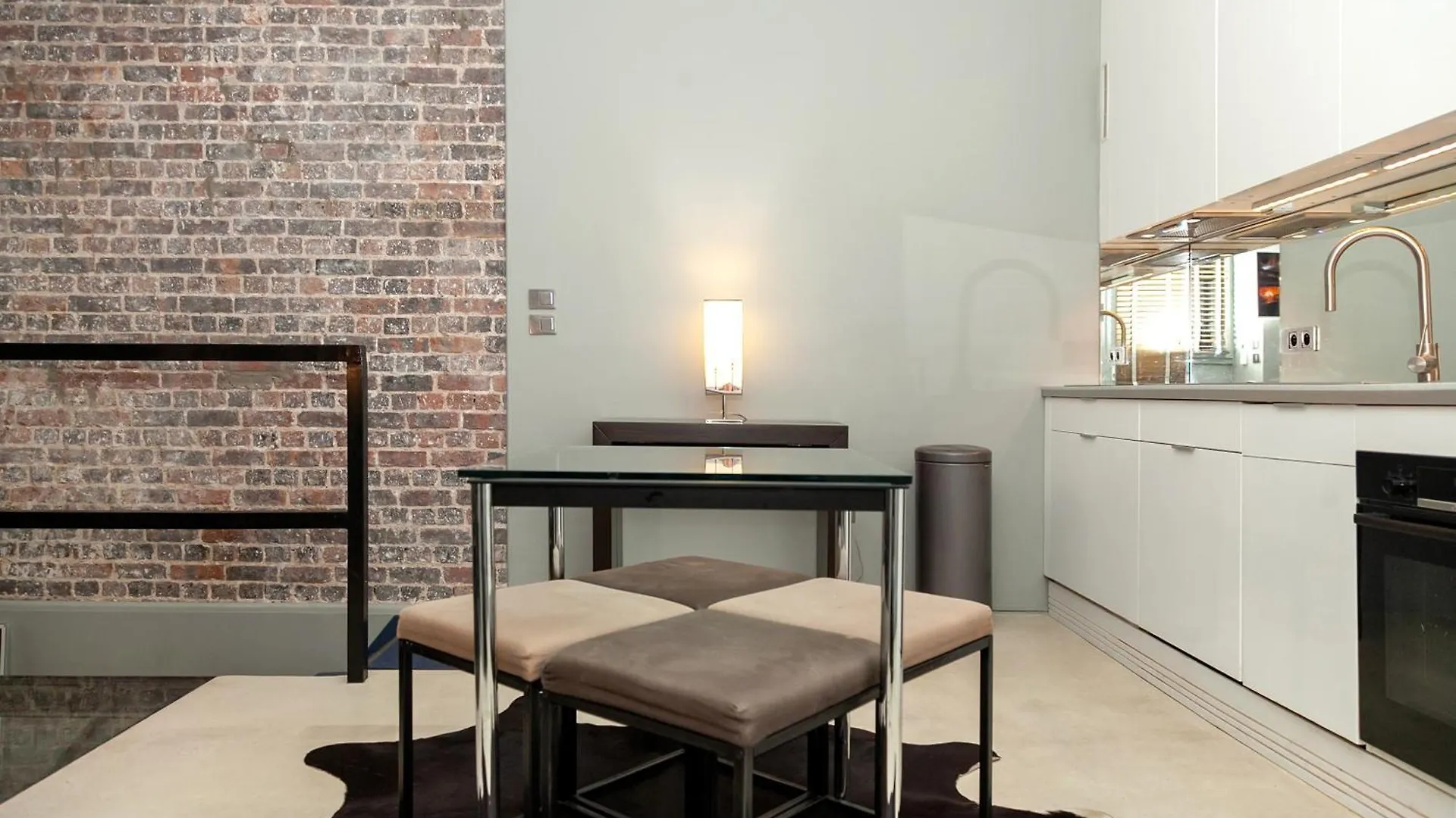 Loft Atypique Avec Terrasse, Calme Et Cosy Apartment Paris 0*,  France